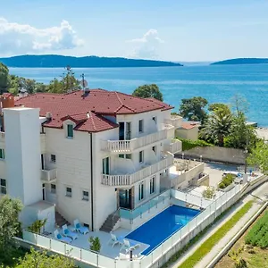 **** Hotel Riva With Swimming Pool Kroatië