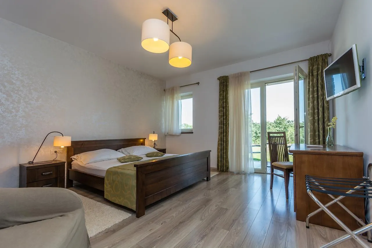 Bed & Breakfast Daniela Veleniki