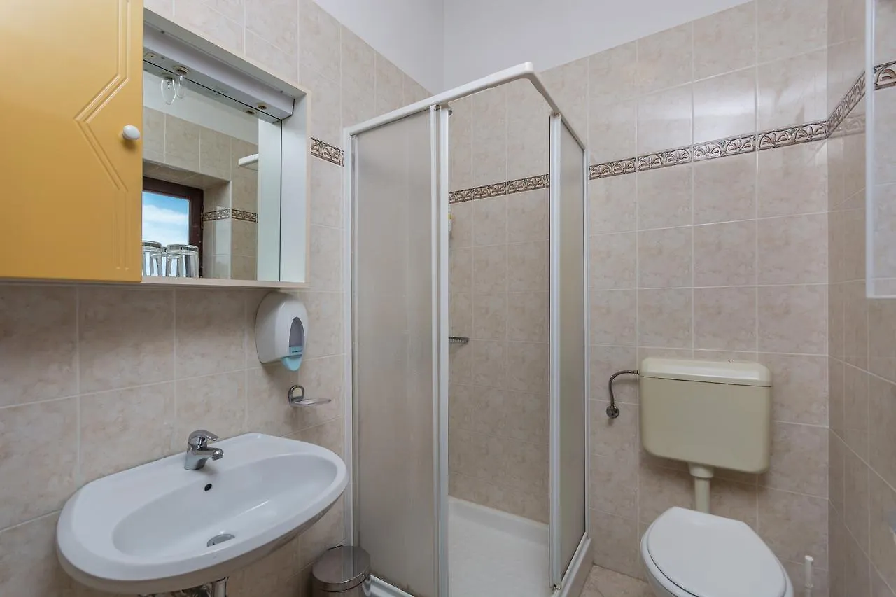 Bed & Breakfast Daniela Veleniki