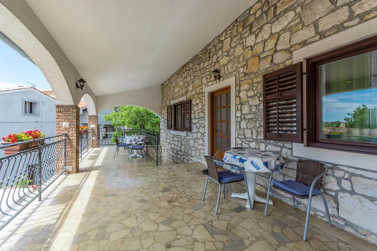 Bed & Breakfast Daniela Veleniki